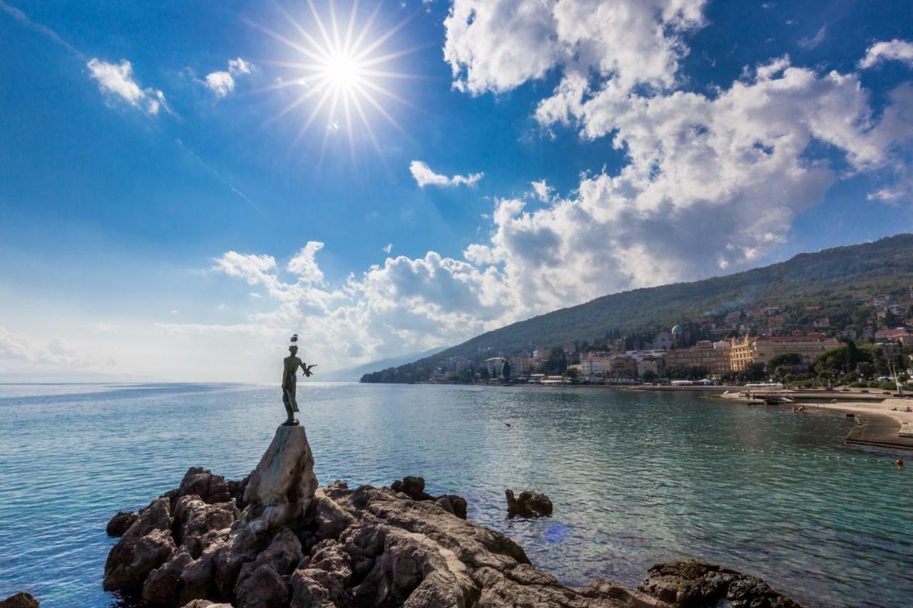 Villa Angeli Opatija Buitenkant foto