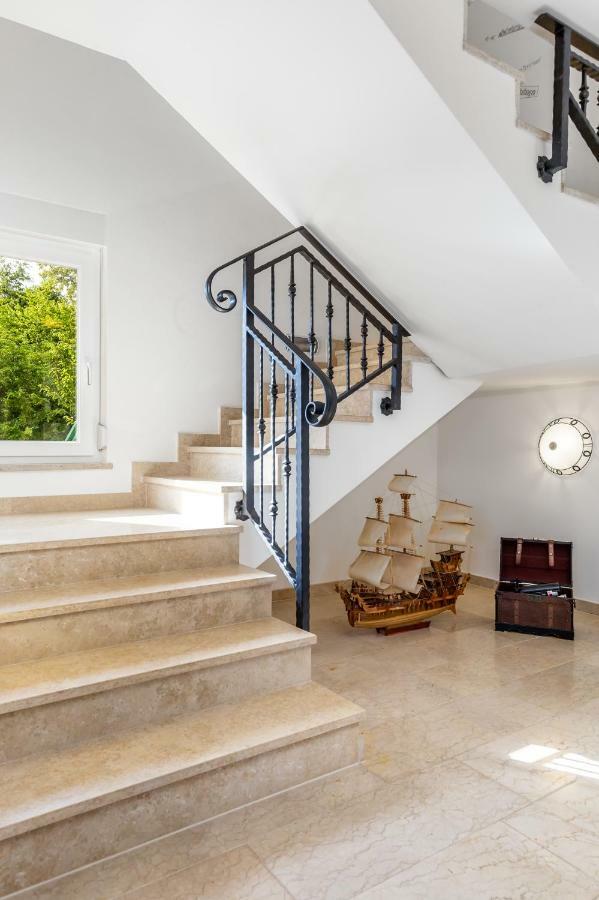 Villa Angeli Opatija Buitenkant foto